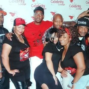 Meet your Posher, Elliott